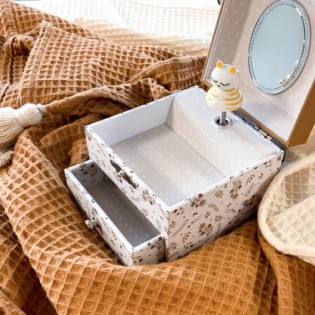 Boîte à bijoux musicale Ecureuil dans la Prairie - Trousselier