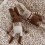 Doudou Lapin pull arc-en-ciel - Main Sauvage