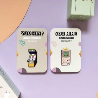 Pin's Marraine Game Boy - Pamela Loops 2