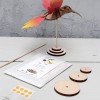 Présentoir en bois DIY table - Assembli