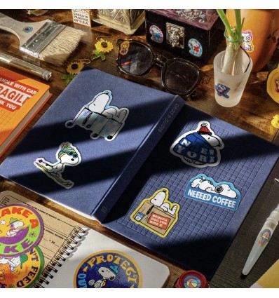 Autocollant Snoopy need coffee