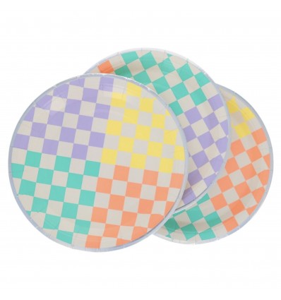 8 assiettes en carton à damier