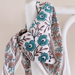 Foulard Bellis Aqua 100 cm - So Family