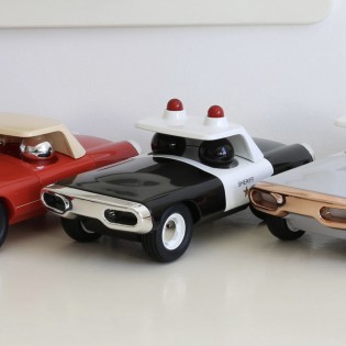 Voiture de course de Police Heat - Playforever 2