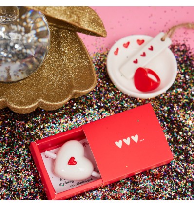 Coeur en céramique annonce surprise