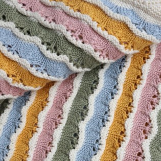 Couverture en tricot multicolore 2