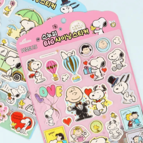 Grande planche d'autocollants Snoopy